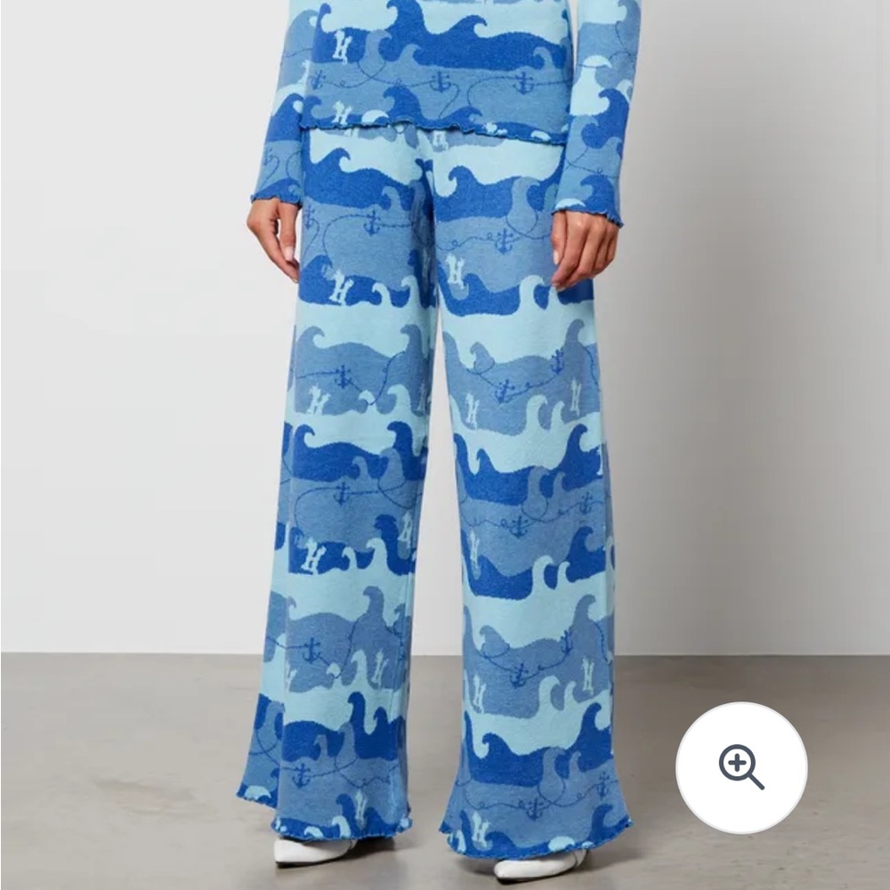 Helmstedt - Nami Pant. Nautical wave design. Knit pant with lettuce bottom hem.